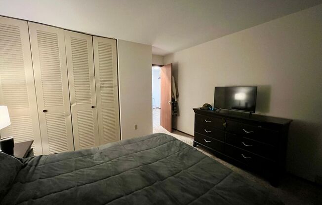 1 bed, 1 bath, $1,025, Unit 41