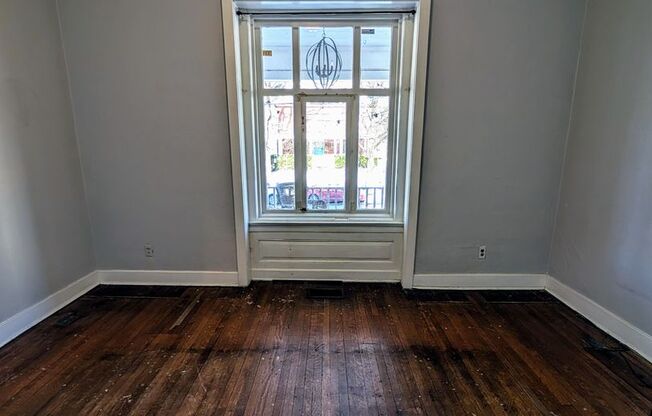 5916 Howe St in Shadyside