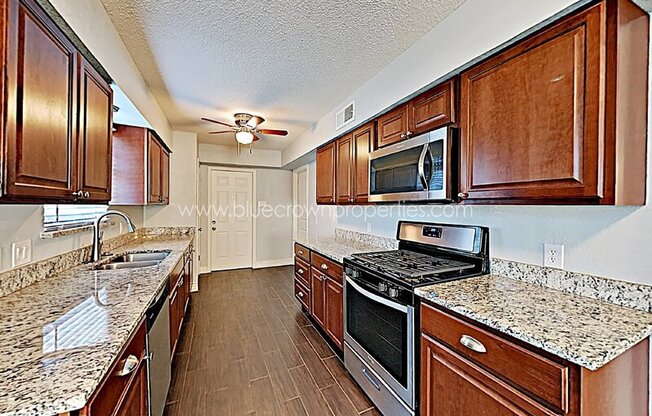 8476 Sweetwood Dr