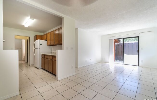 2 beds, 1 bath, $2,612.5