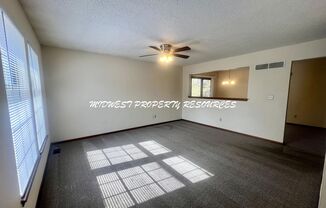 2 beds, 1 bath, $1,180