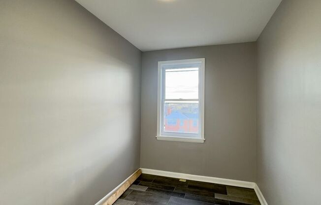 Charming 4 Bed/2 Bath in Dundalk