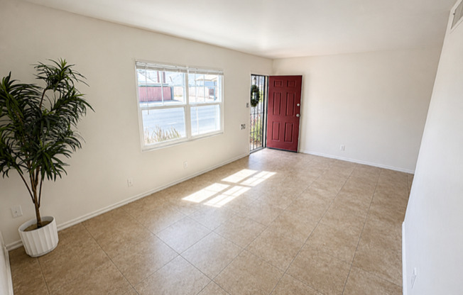1505 N 15th Ave