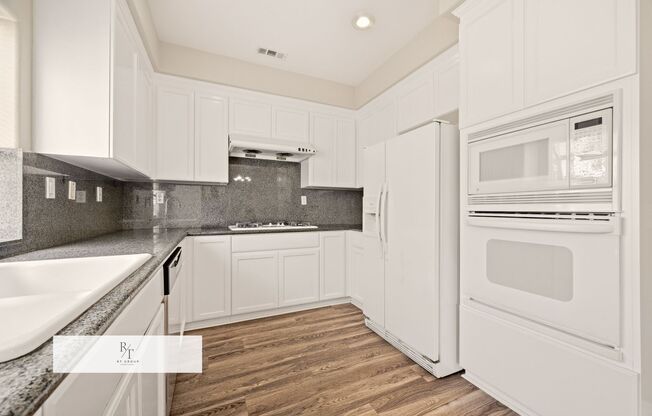 Bright & Spacious 3-Bedroom Townhome in Gated Arcadia Community