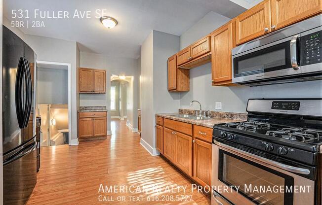 531 FULLER AVE SE