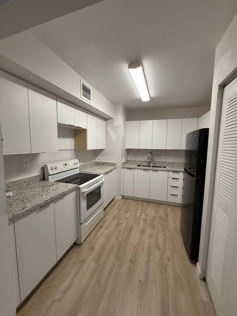 11515 NW 22nd Avenue - BLDG 2