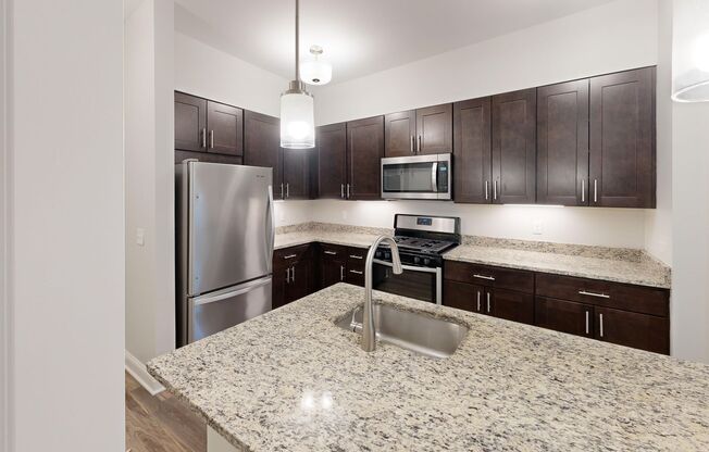 2 beds, 2 baths, 1,042 sqft, $3,075, Unit 5210