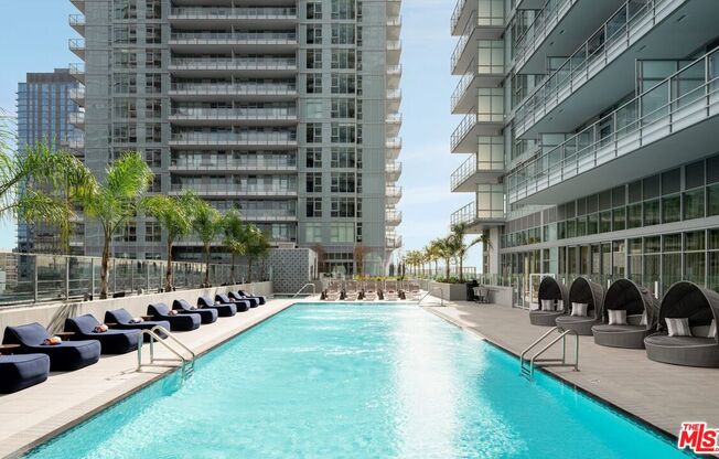 3 beds, 3 baths, 2,676 sqft, $14,300, Unit PH 1