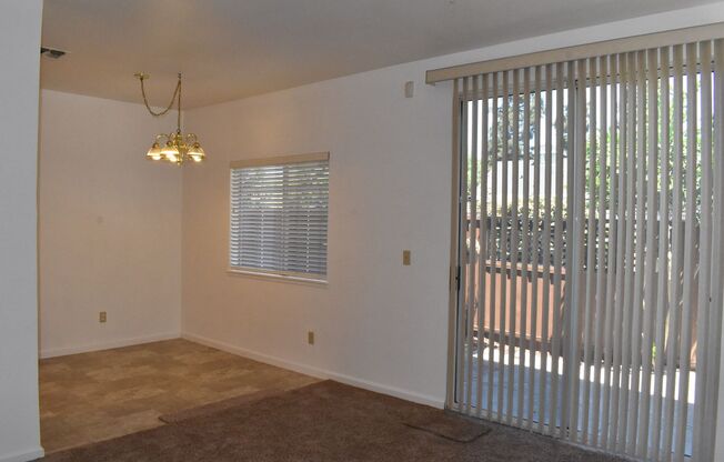 Condo unit close to TAFB and Amtrak train station!