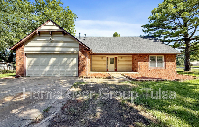 19307 E 105 ST S