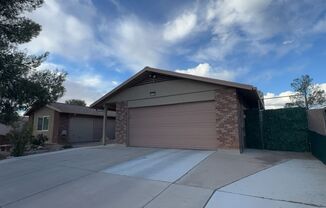 4 beds, 3 baths, $2,300