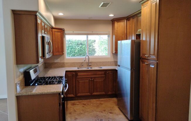 Like new 4 BR/3 Full Baths