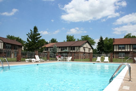 London Towne Apartments - One-bedroom, One-full Bath Units – Two-bedroom, One and a Half Bath Units – Near UB North – Sweet Home Schools – Swimming Pool – Tennis Court - Pet Friendly