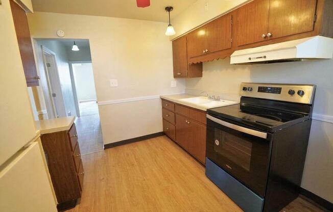 221 5th St