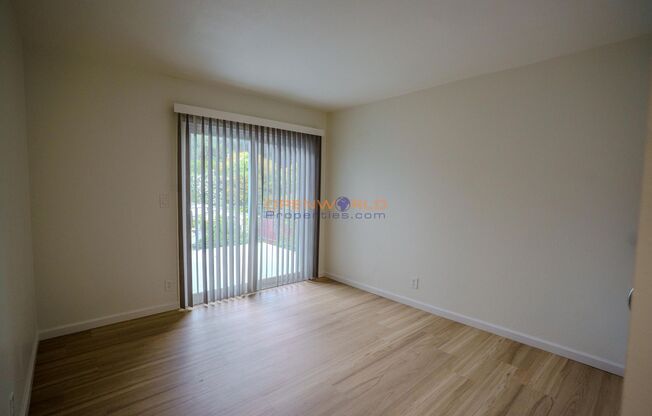 Bancroft Avenue, 414