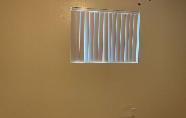 2 beds, 1 bath, 968 sqft, $1,345, Unit 1632-139