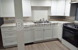 2 beds, 1 bath, $900, Unit Basement