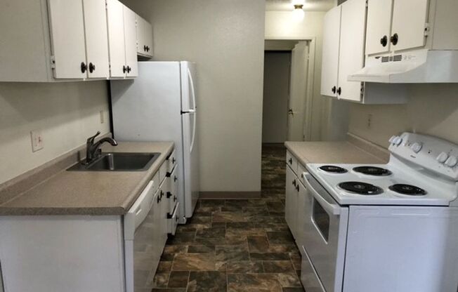 1 bed, 1 bath, 640 sqft, $1,200, Unit #36