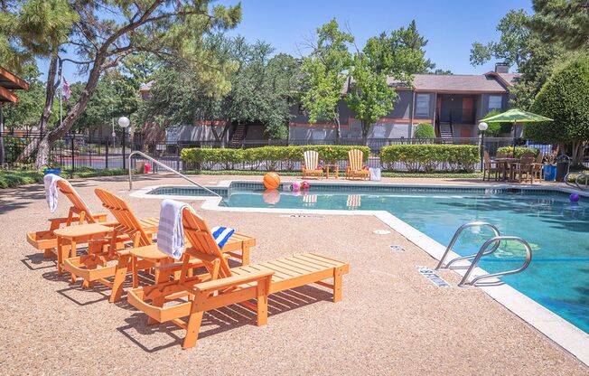 2121 Apartment Homes!