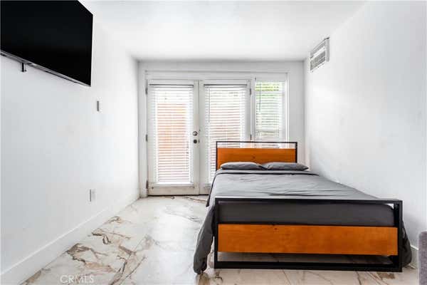 14818 ROUND VLY DR
