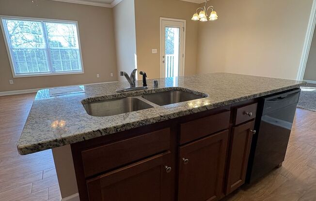 1 bed, 1 bath, 780 sqft, $795, Unit 252-H