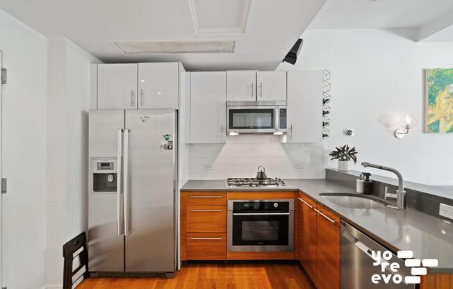 269 KINGSLAND AVE