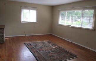 3 beds, 1 bath, $1,200