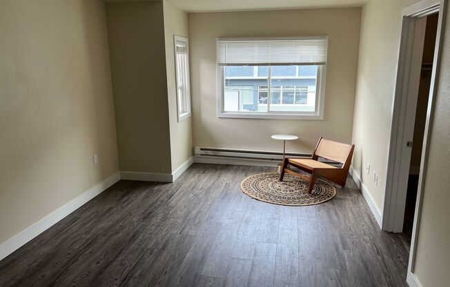 1 bed, 1 bath, $1,250, Unit 5