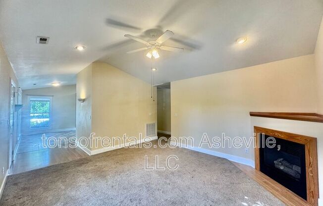 3 ROSEMONT CT