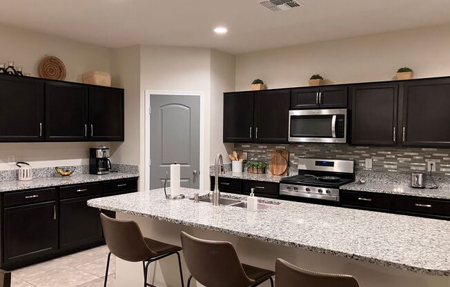 Great Price!! Away from the city noise and conjestion!