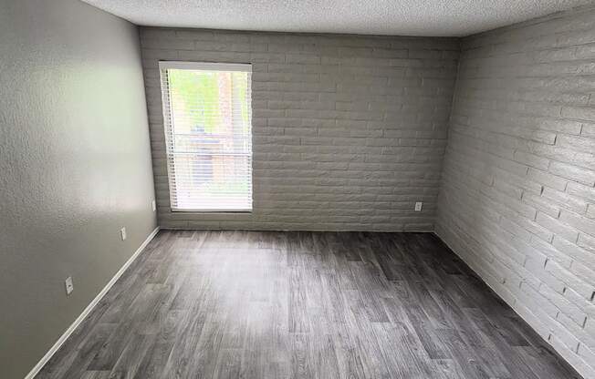 1x1 SW Full Upgrade Main Bedroom at Mission Palms Apartment Homes in Tucson AZ