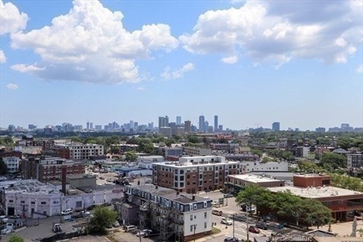 2 beds, 1.5 baths, 962 sqft, $3,500, Unit 1004