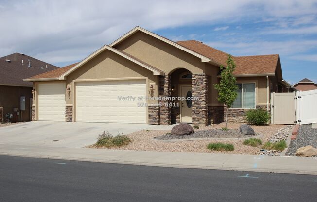 Newer Home!  Convenient Location to St. Mary's & Community Hospital