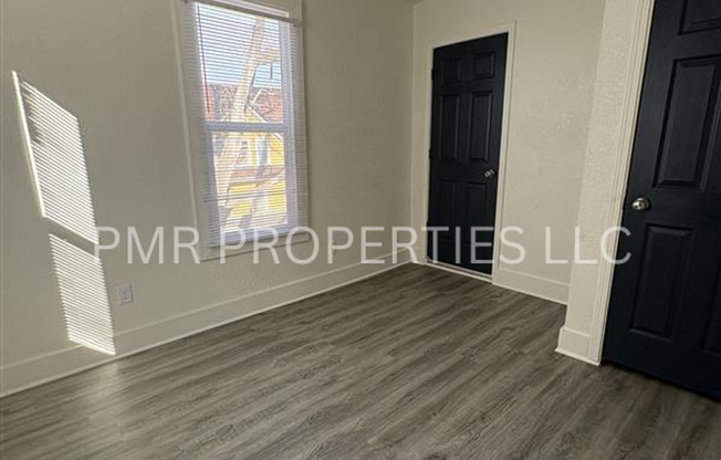 1801-1803 Mitchell Ave