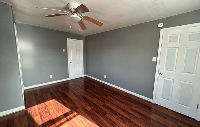 810 2nd Ave Gold