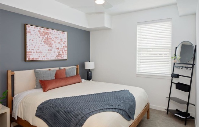 South Ridge Apartments Model Bedroom