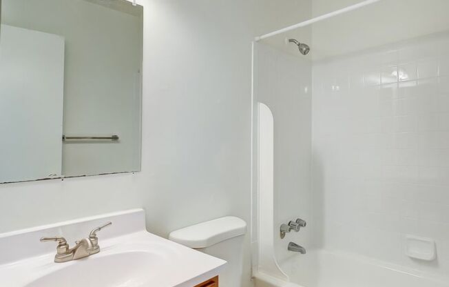 1 bed, 1 bath, 620 sqft, $880, Unit 7134K