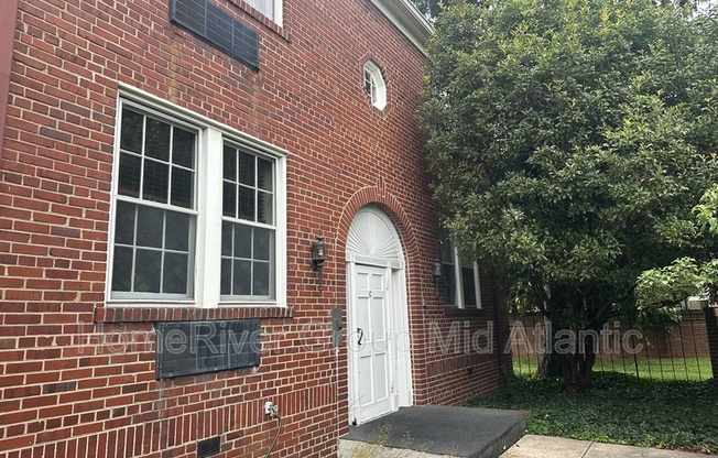 715 S Washington St Apt B23