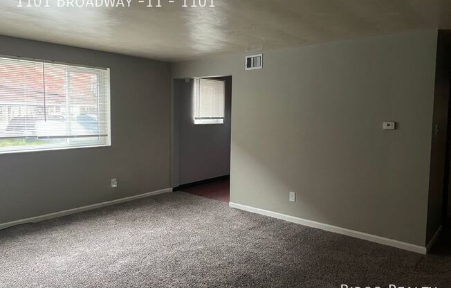 1 bed, 1 bath, 660 sqft, $800