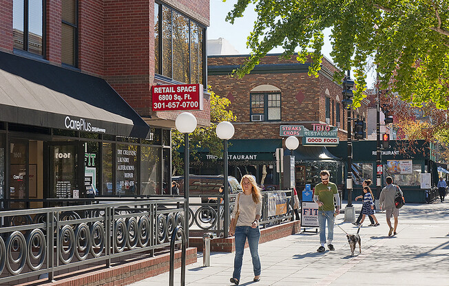 Retail, bars, and restaurants at 1633 Q, Washington, 20009