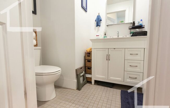 Amazing one bed in Allston.....