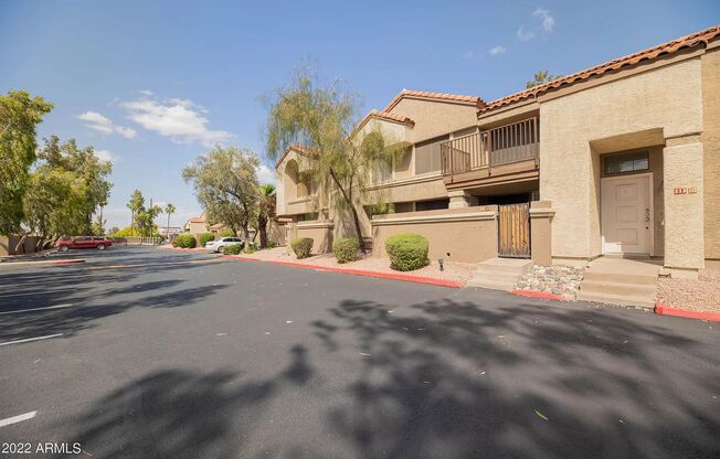 2 beds, 2 baths, $1,695, Unit UNIT 115