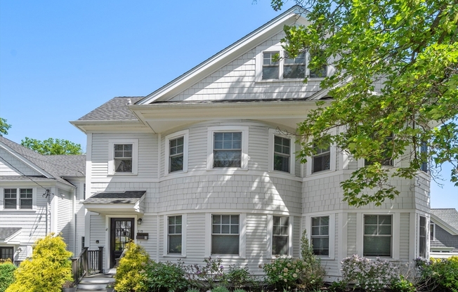 119 CHARLESBANK