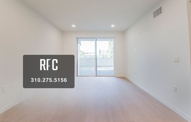 2 beds, 2 baths, 724 sqft, $3,895, Unit 208