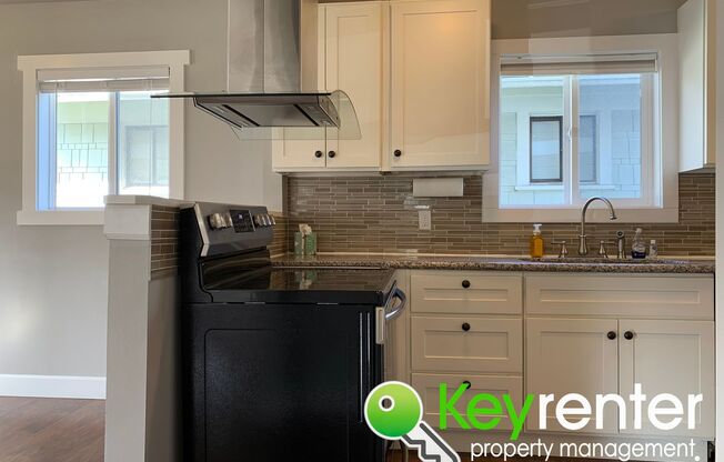 Centrally Located 3Bed/1.5Bath Tacoma Home!
