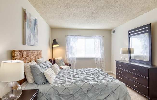 Fully furnished bedroom at Peninsula Grove