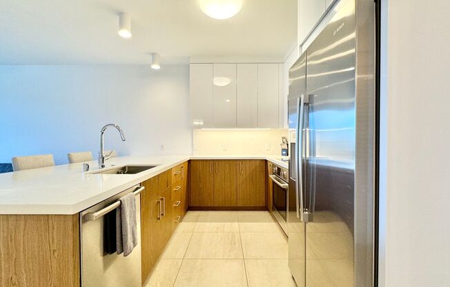 1 bed, 1 bath, $3,300