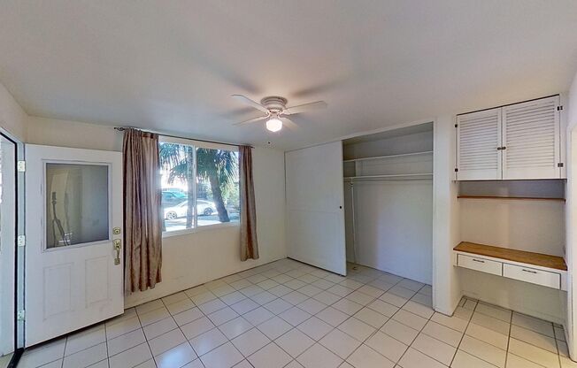 2 beds, 1 bath, $3,150, Unit #6