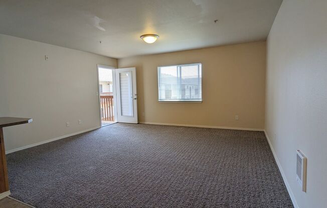 3 beds, 2 baths, 1,180 sqft, $1,625, Unit C104