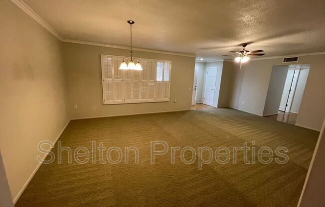 9719 W WRANGLER DR